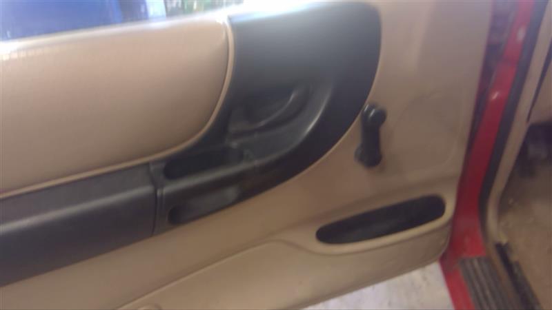 https://f005.backblazeb2.com/file/img-partshotlines-com/Inventory/EC885/Vehicle/18300_12.jpg