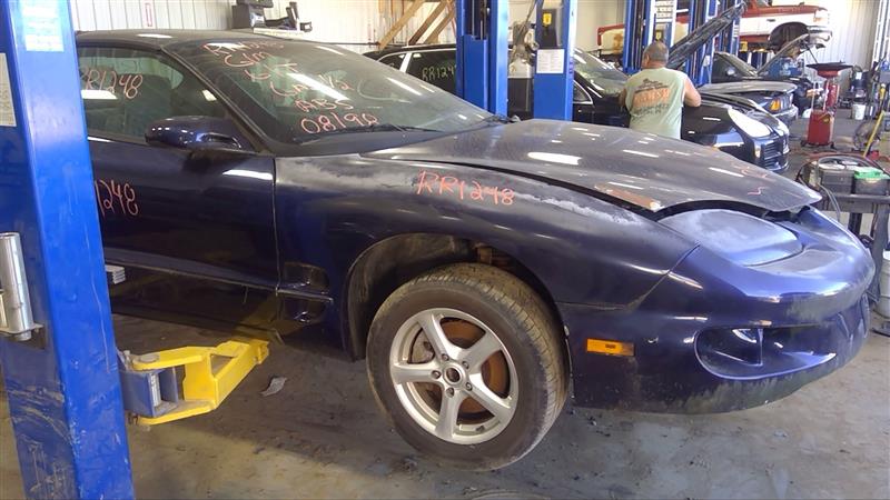 https://f005.backblazeb2.com/file/img-partshotlines-com/Inventory/EC885/Vehicle/18362_07.jpg
