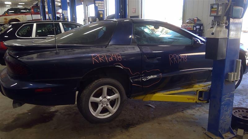 https://f005.backblazeb2.com/file/img-partshotlines-com/Inventory/EC885/Vehicle/18362_08.jpg