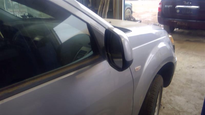 https://f005.backblazeb2.com/file/img-partshotlines-com/Inventory/EC885/Vehicle/18383_09.jpg