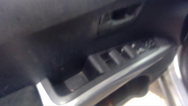 https://f005.backblazeb2.com/file/img-partshotlines-com/Inventory/EC885/Vehicle/18383_12.jpg