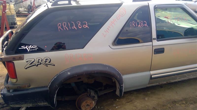https://f005.backblazeb2.com/file/img-partshotlines-com/Inventory/EC885/Vehicle/18411_06.jpg