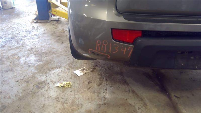 https://f005.backblazeb2.com/file/img-partshotlines-com/Inventory/EC885/Vehicle/18506_08.jpg