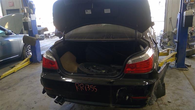 https://f005.backblazeb2.com/file/img-partshotlines-com/Inventory/EC885/Vehicle/18509_10.jpg