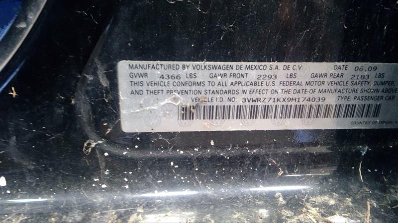 https://f005.backblazeb2.com/file/img-partshotlines-com/Inventory/EC885/Vehicle/18531_11.jpg