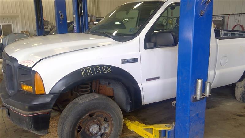 https://f005.backblazeb2.com/file/img-partshotlines-com/Inventory/EC885/Vehicle/18557_05.jpg