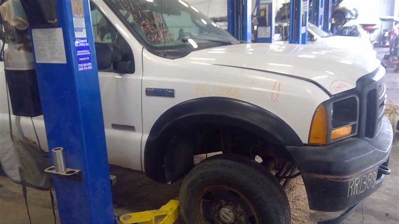 https://f005.backblazeb2.com/file/img-partshotlines-com/Inventory/EC885/Vehicle/18557_06.jpg