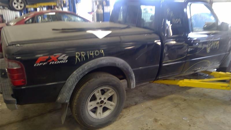 https://f005.backblazeb2.com/file/img-partshotlines-com/Inventory/EC885/Vehicle/18584_07.jpg