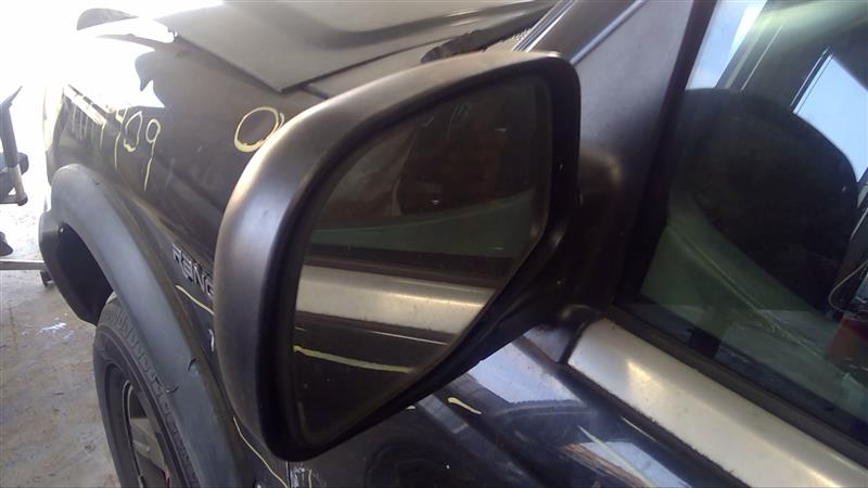 https://f005.backblazeb2.com/file/img-partshotlines-com/Inventory/EC885/Vehicle/18584_10.jpg