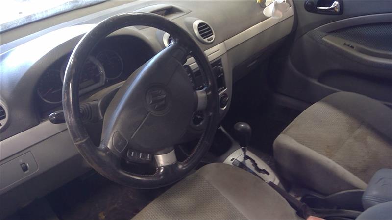 https://f005.backblazeb2.com/file/img-partshotlines-com/Inventory/EC885/Vehicle/18588_10.jpg