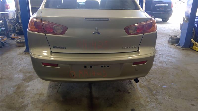 https://f005.backblazeb2.com/file/img-partshotlines-com/Inventory/EC885/Vehicle/18599_08.jpg