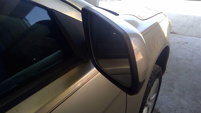 https://f005.backblazeb2.com/file/img-partshotlines-com/Inventory/EC885/Vehicle/18599_09.jpg