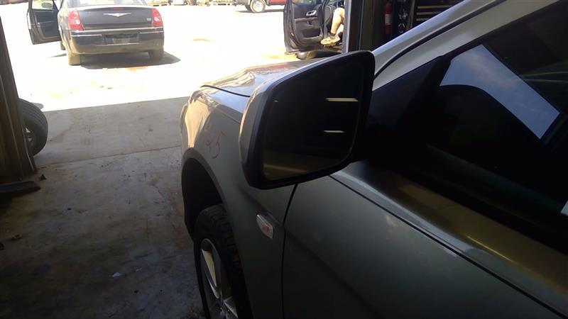 https://f005.backblazeb2.com/file/img-partshotlines-com/Inventory/EC885/Vehicle/18599_10.jpg