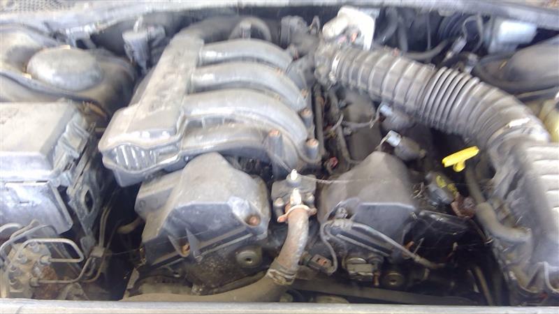 https://f005.backblazeb2.com/file/img-partshotlines-com/Inventory/EC885/Vehicle/18601_01.jpg