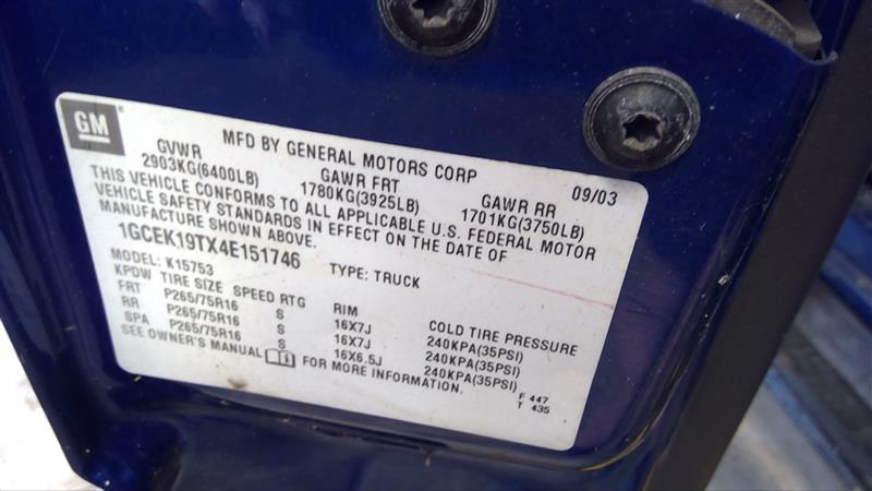 https://f005.backblazeb2.com/file/img-partshotlines-com/Inventory/EC885/Vehicle/18639_12.jpg