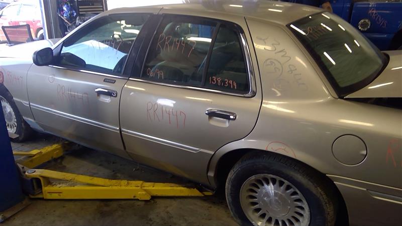 https://f005.backblazeb2.com/file/img-partshotlines-com/Inventory/EC885/Vehicle/18640_06.jpg