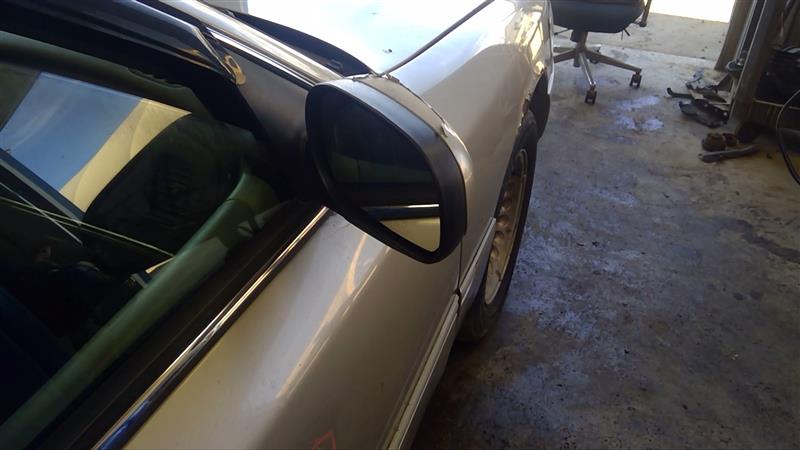 https://f005.backblazeb2.com/file/img-partshotlines-com/Inventory/EC885/Vehicle/18640_09.jpg