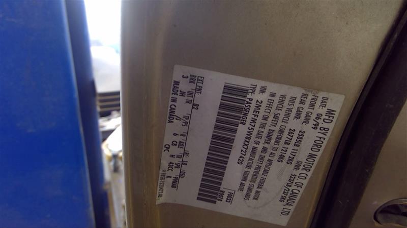 https://f005.backblazeb2.com/file/img-partshotlines-com/Inventory/EC885/Vehicle/18640_11.jpg