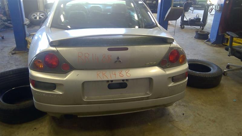 https://f005.backblazeb2.com/file/img-partshotlines-com/Inventory/EC885/Vehicle/18709_08.jpg