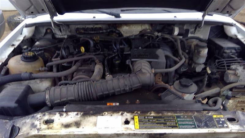 https://f005.backblazeb2.com/file/img-partshotlines-com/Inventory/EC885/Vehicle/18756_01.jpg
