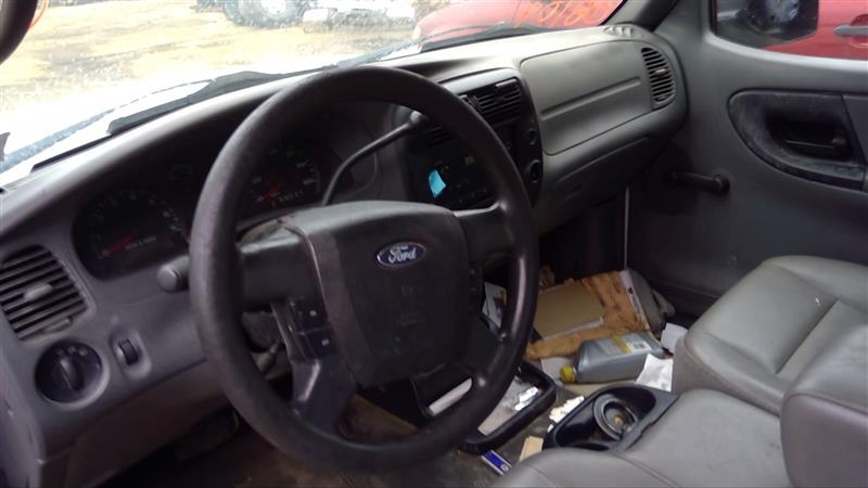 https://f005.backblazeb2.com/file/img-partshotlines-com/Inventory/EC885/Vehicle/18756_08.jpg