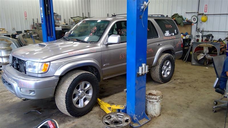 https://f005.backblazeb2.com/file/img-partshotlines-com/Inventory/EC885/Vehicle/18759_08.jpg