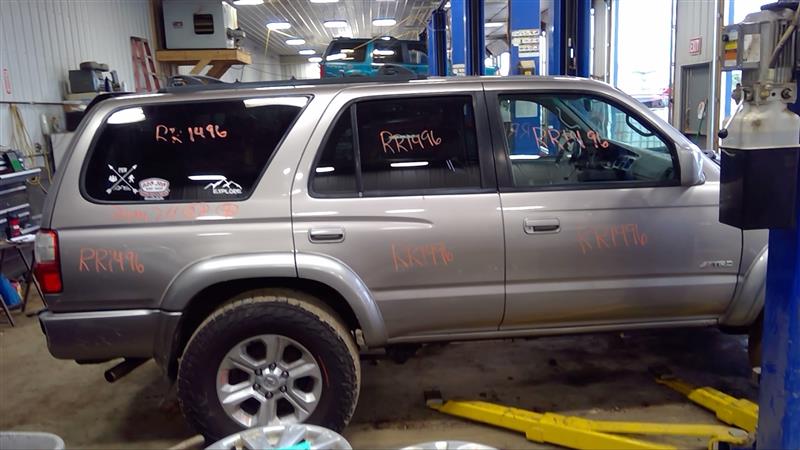 https://f005.backblazeb2.com/file/img-partshotlines-com/Inventory/EC885/Vehicle/18759_10.jpg