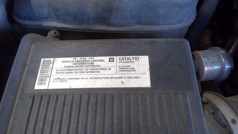 https://f005.backblazeb2.com/file/img-partshotlines-com/Inventory/EC885/Vehicle/18825_02.jpg