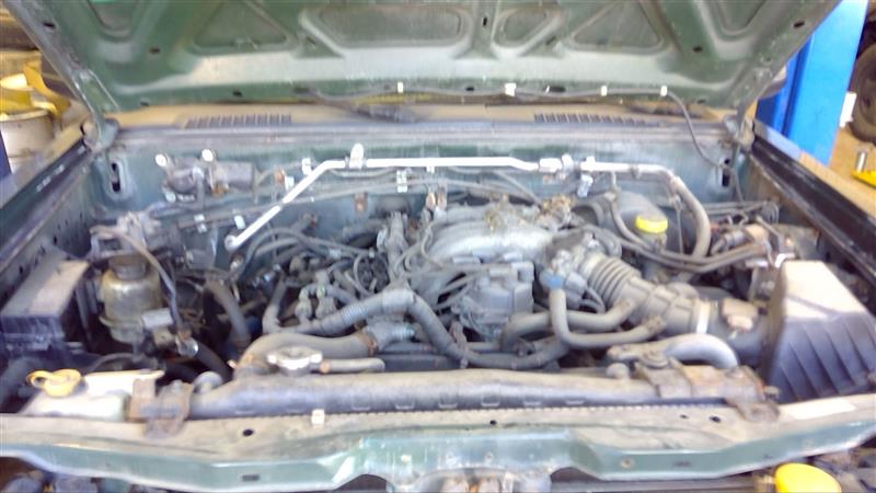 https://f005.backblazeb2.com/file/img-partshotlines-com/Inventory/EC885/Vehicle/18870_01.jpg