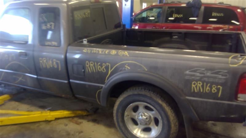 https://f005.backblazeb2.com/file/img-partshotlines-com/Inventory/EC885/Vehicle/19027_06.jpg