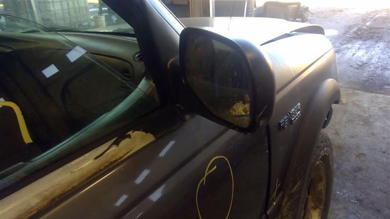 https://f005.backblazeb2.com/file/img-partshotlines-com/Inventory/EC885/Vehicle/19027_11.jpg