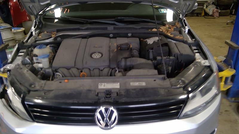 https://f005.backblazeb2.com/file/img-partshotlines-com/Inventory/EC885/Vehicle/19053_02.jpg