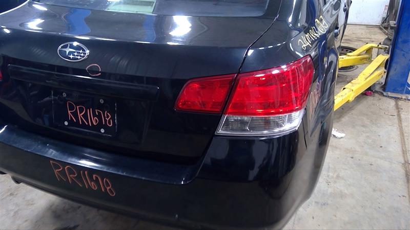 https://f005.backblazeb2.com/file/img-partshotlines-com/Inventory/EC885/Vehicle/19062_11.jpg