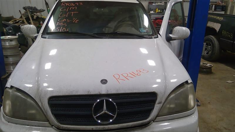 https://f005.backblazeb2.com/file/img-partshotlines-com/Inventory/EC885/Vehicle/19070_07.jpg