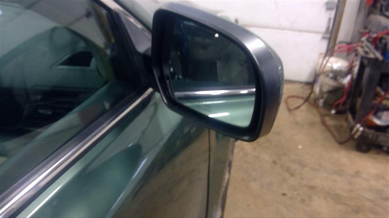 https://f005.backblazeb2.com/file/img-partshotlines-com/Inventory/EC885/Vehicle/19368_10.jpg