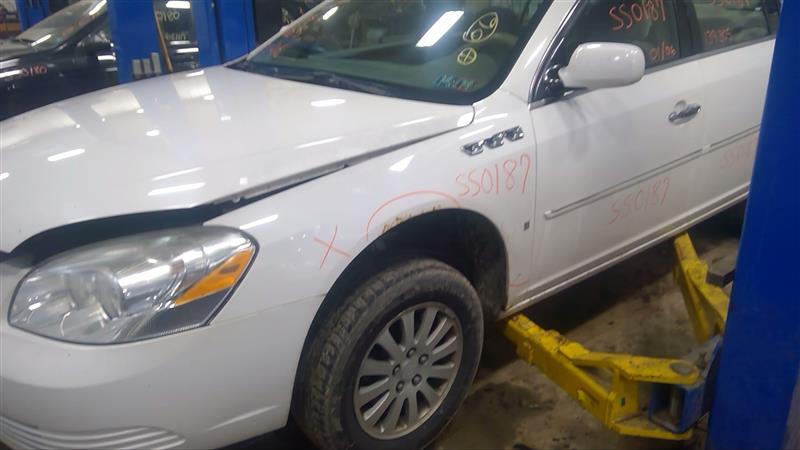https://f005.backblazeb2.com/file/img-partshotlines-com/Inventory/EC885/Vehicle/19371_04.jpg
