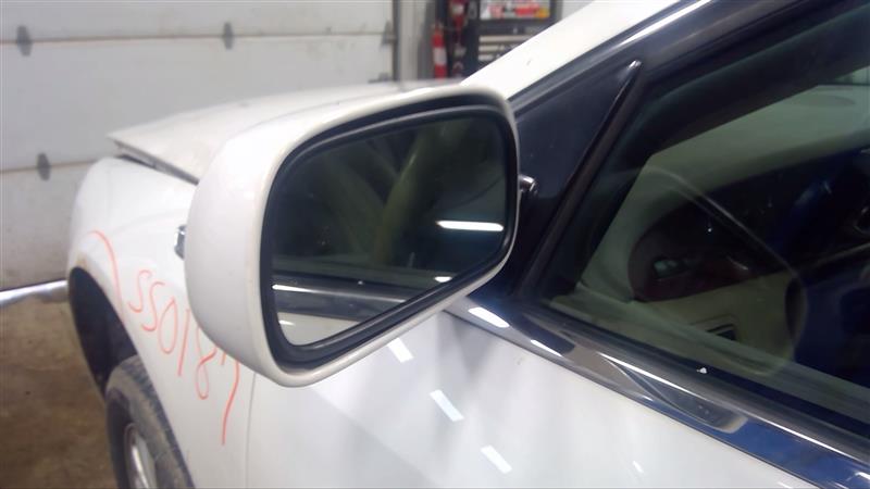 https://f005.backblazeb2.com/file/img-partshotlines-com/Inventory/EC885/Vehicle/19371_10.jpg