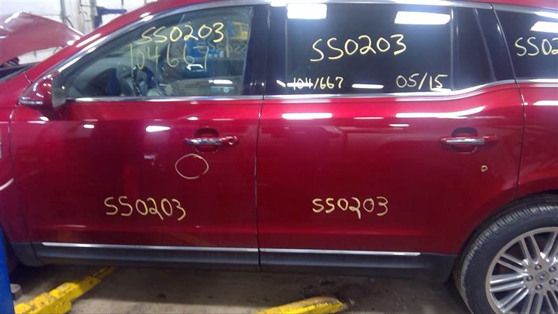 https://f005.backblazeb2.com/file/img-partshotlines-com/Inventory/EC885/Vehicle/19385_08.jpg