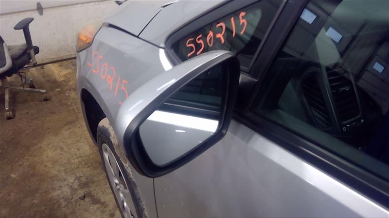 https://f005.backblazeb2.com/file/img-partshotlines-com/Inventory/EC885/Vehicle/19406_12.jpg