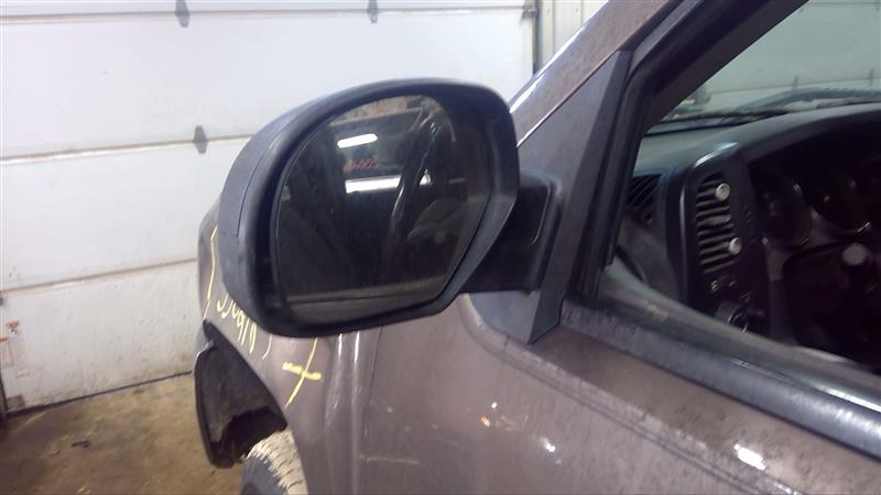 https://f005.backblazeb2.com/file/img-partshotlines-com/Inventory/EC885/Vehicle/19415_12.jpg