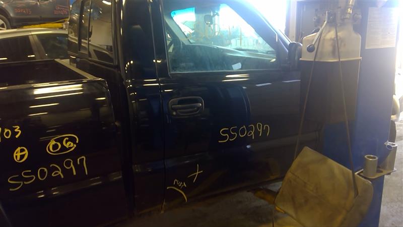 https://f005.backblazeb2.com/file/img-partshotlines-com/Inventory/EC885/Vehicle/19529_09.jpg