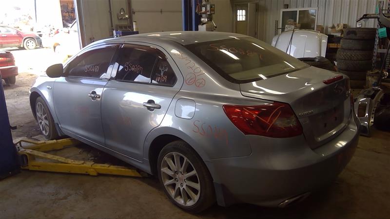 https://f005.backblazeb2.com/file/img-partshotlines-com/Inventory/EC885/Vehicle/19566_08.jpg
