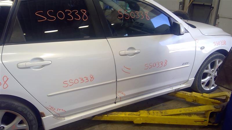 https://f005.backblazeb2.com/file/img-partshotlines-com/Inventory/EC885/Vehicle/19579_09.jpg