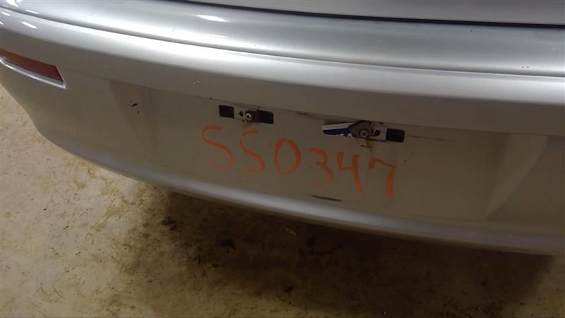 https://f005.backblazeb2.com/file/img-partshotlines-com/Inventory/EC885/Vehicle/19673_12.jpg