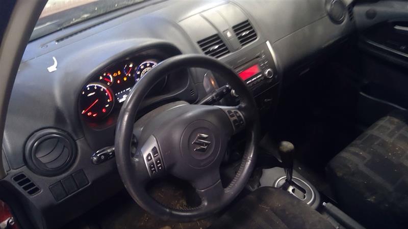 https://f005.backblazeb2.com/file/img-partshotlines-com/Inventory/EC885/Vehicle/19705_12.jpg
