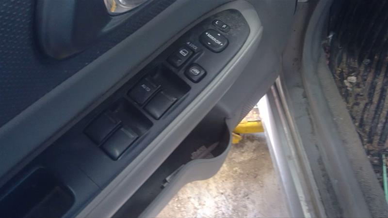 https://f005.backblazeb2.com/file/img-partshotlines-com/Inventory/EC885/Vehicle/19885_12.jpg