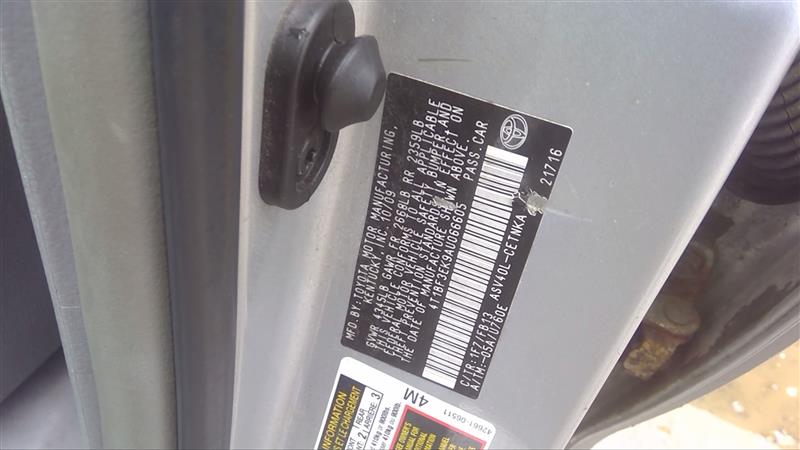 https://f005.backblazeb2.com/file/img-partshotlines-com/Inventory/EC885/Vehicle/19887_11.jpg