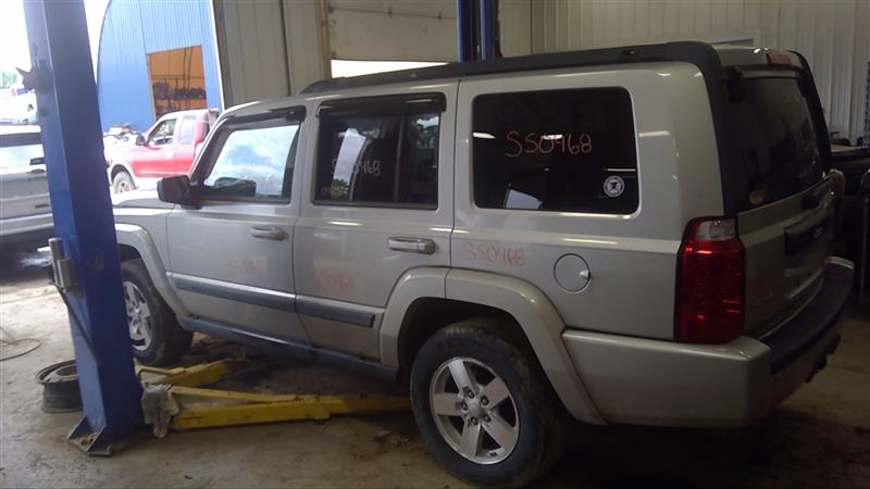 https://f005.backblazeb2.com/file/img-partshotlines-com/Inventory/EC885/Vehicle/19897_08.jpg