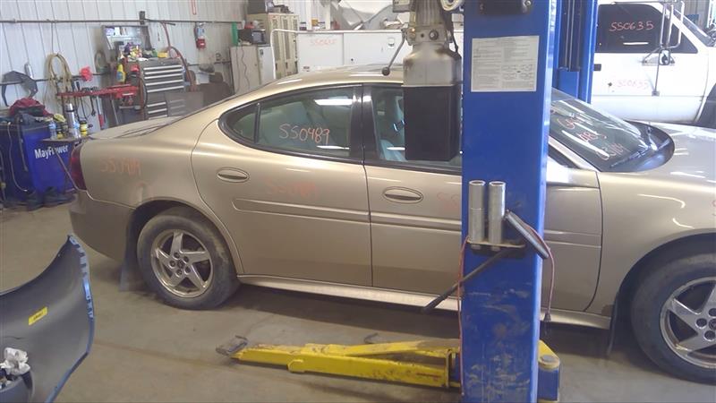 https://f005.backblazeb2.com/file/img-partshotlines-com/Inventory/EC885/Vehicle/19967_06.jpg