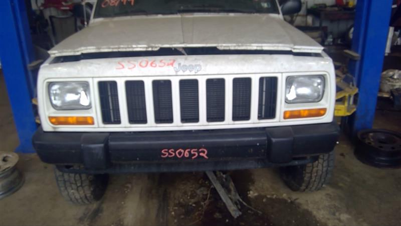 https://f005.backblazeb2.com/file/img-partshotlines-com/Inventory/EC885/Vehicle/19982_03.jpg